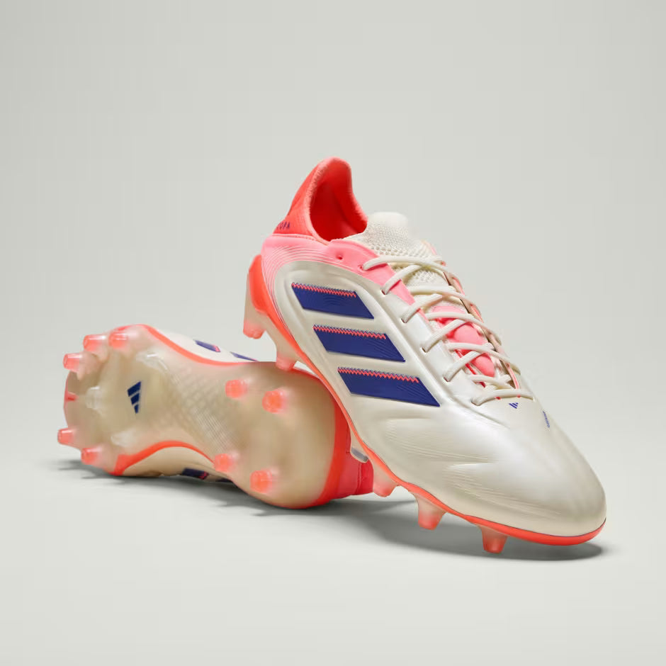 נעלי כדורגל COPA